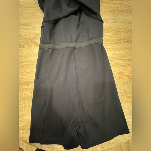 GAPFIT Black Mini Dress - Picture 11 of 12